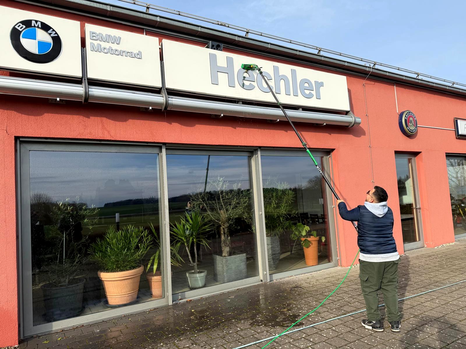 Professionelle Fassaden- und Außenreinigung